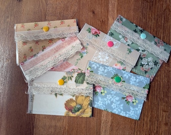 Laminated Floral Pouch – Mini Card Wallet, Cottagecore Accessory, Bridesmaid Gift