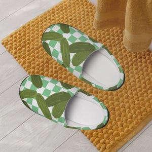 Pickle Slippers, Funny Pickle Gifts, Women&#39;s Slippers, Girlfriend Pickle Gift, Pickle Gift, Pickle Girl Gift