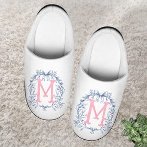 Personalized Monogrammed Slippers, Custom Women’s Slippers, Bride Slippers, Mother of the Bride Gift, Bridesmaid Favors, Gift for Mom