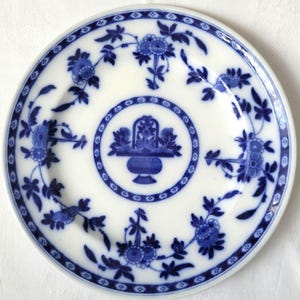 Assiette plate bleue en Delft Flow de Minton - 10,5"