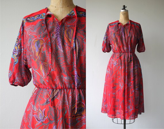 1970s vintage dress / 70s red floral dress / 70s b