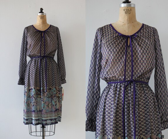 Vintage 70s boho dress 70s paisley print dress vintage 70s poly dress 70s floral dress purple roses CarnivalofFashion