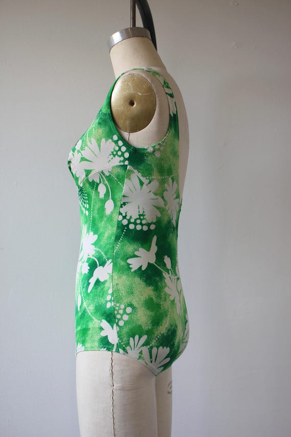 vintage 1960s bathing suit / 60s green floral bat… - image 3