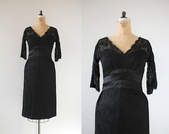 vintage 1950s dress / 50s black lace dress / 50s lace party dress / 50s LBD little black dress / lace cocktail dress / illusion bust /medium