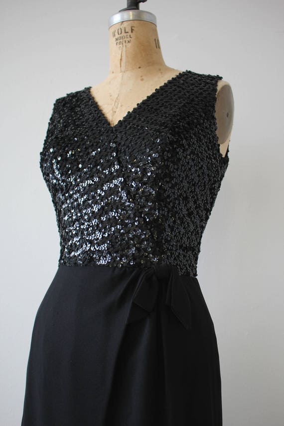 1960s vintage dress / 60s black sequin party dres… - image 4