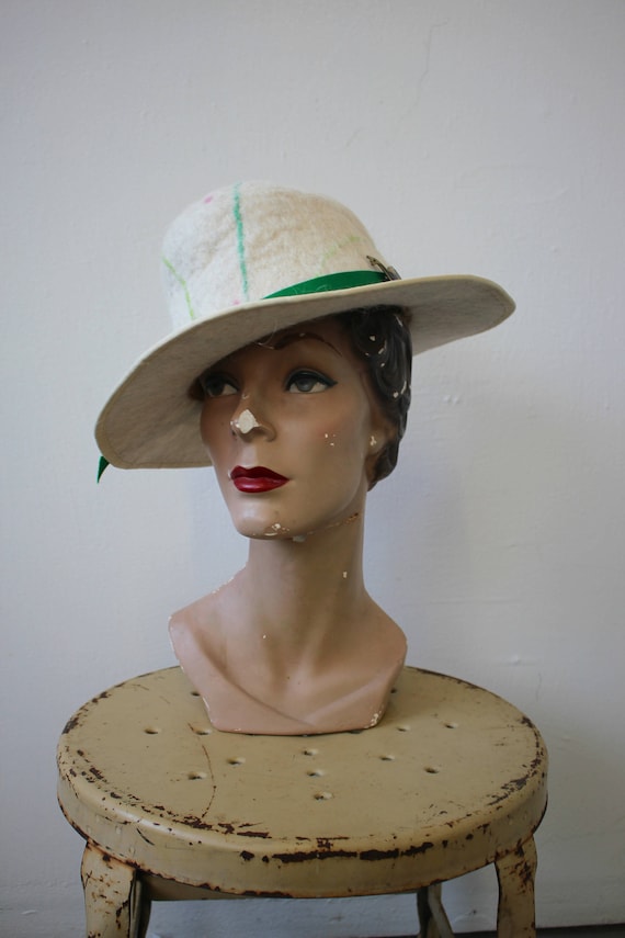 vintage 1980s hat / 80s cream felt wool hat / 80s