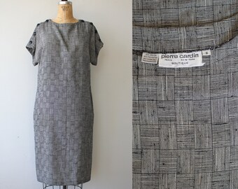 vintage 1980s dress / 80s Pierre Cardin dress / 1980s designer dress / basket weave dress / 80s working girl dress / shift dress / medium