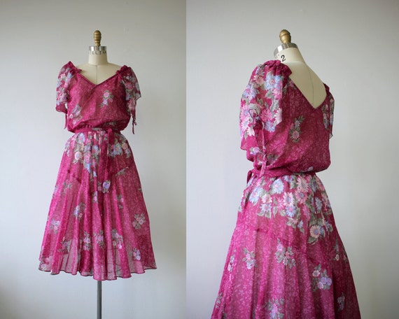 1970s vintage dress / 70s pink floral dress / 70s