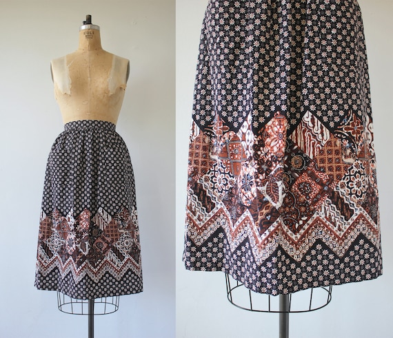 vintage 1970s skirt / 70s batik print skirt / 70s