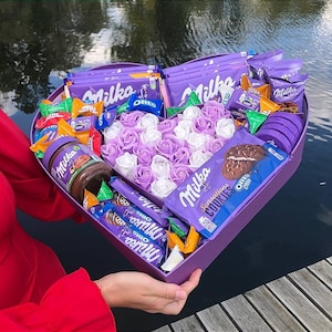 Coffret cadeau géant en chocolat fait main en forme de cœur – Milka, Kinder et Nutella