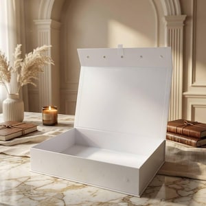 Luxuriöse magnetische Geschenkbox | Handgefertigte, stabile Aufbewahrungsbox aus Karton | Personalisierte Geschenkbox mit Namen | Hochwertige Aufbewahrungsbox | 50 x 35 x 10 cm