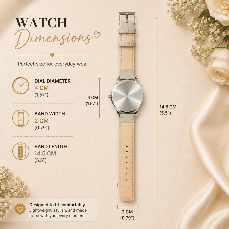 Puede incluir: Un reloj de pulsera con correa gris claro y caja circular plateada vista desde atr&aacute;s. La imagen muestra especificaciones t&eacute;cnicas que incluyen un di&aacute;metro de esfera de 4 cm, un ancho de correa de 2 cm y una longitud de 14,5 cm.