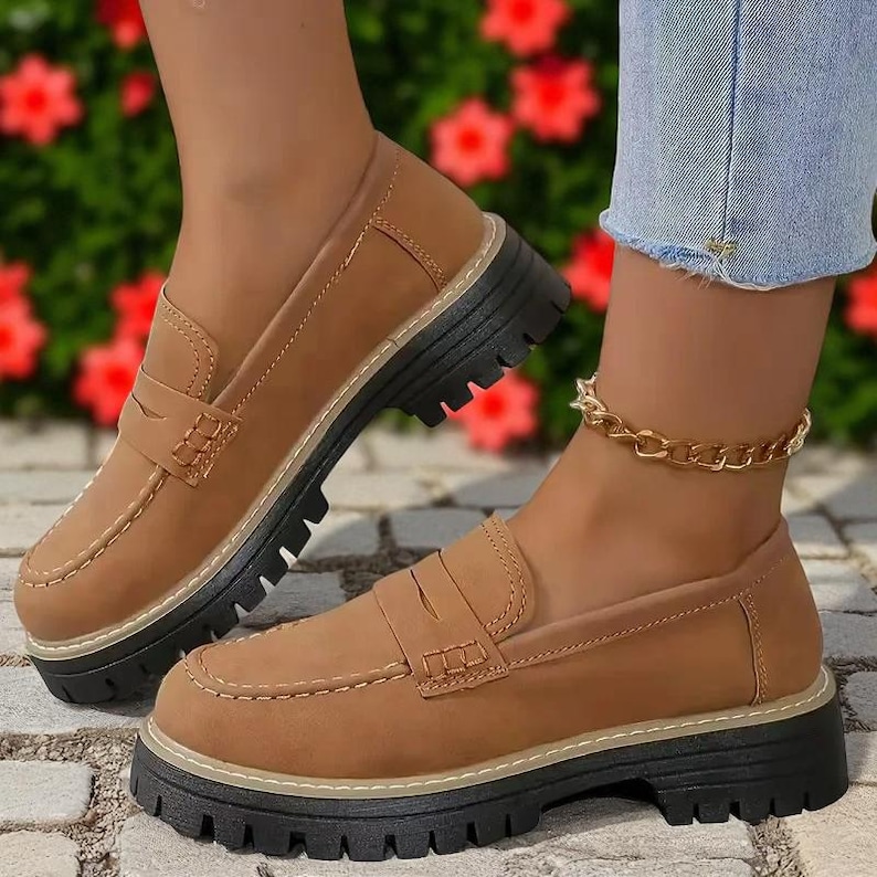 Trendiga och bekväma loafers för kvinnor – slitstarka slip-on-skor för arbete, snygga resor och vardagsbruk | Klassiska färger och olika storlekar Caramel