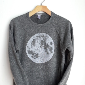 Full Moon Sweatshirt, moon raglan, lunar moon print, boho chic shirt, yoga chic, womens clothing, mens clothing, heather grey sweatshirt