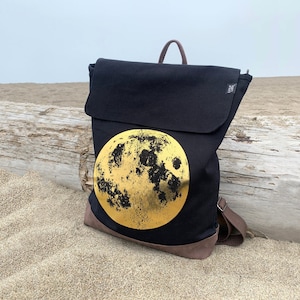 Sac à dos Gold Moon noir par Little Lark, sac à dos en toile, sac lune, sac à dos végétalien, sac à dos noir, cartable