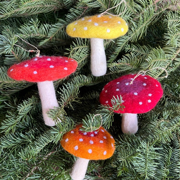 Wool Red Mushroom Ornament, Amanita Muscaria Mushroom, Red toadstool Ornament, Felted Wool Mushroom, Needle Felted Mushroom