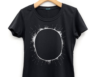 Women's Total Solar Eclipse Shirt, Black Eclipse t-shirt, Sun Moon Space Tee, Science astronomy shirt, Space Graphic Tee