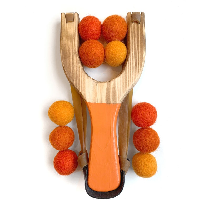 Ombre Wooden slingshot in Rainbow Colors, Wood Slingshot, toy sling shot, Felt Ball Ammo, slingshot, classic wood toy, Kid Catapult Toy Orange Ombré