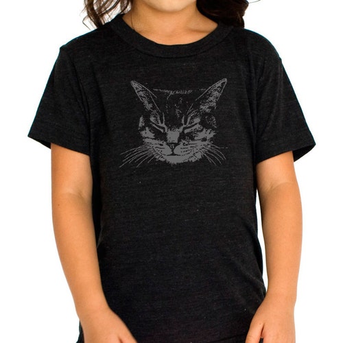 black cat face t shirt