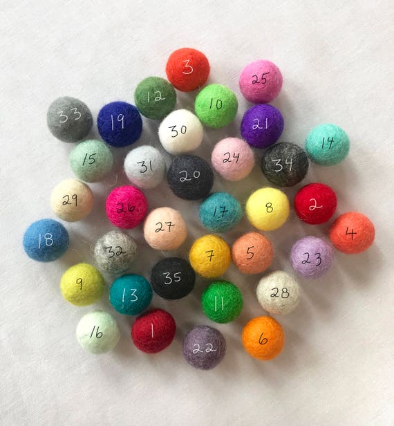 2.5 Cm Wool Felt Balls in Rainbow Colors, Wool Felted Balls, Felt Crafting  Supplies, Bulk Felt Balls, Felt Pom Poms, Handmade Felt Balls 