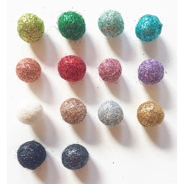 12 Mini 1,5cm Glitzer Filz Filz Pom-Poms Glitzer Dekoration für Zuhause Kunsthandwerk Schmuck Gold Kupfer Silber Handwerk Dekor Spaß Geschenk besondere Veranstaltungen