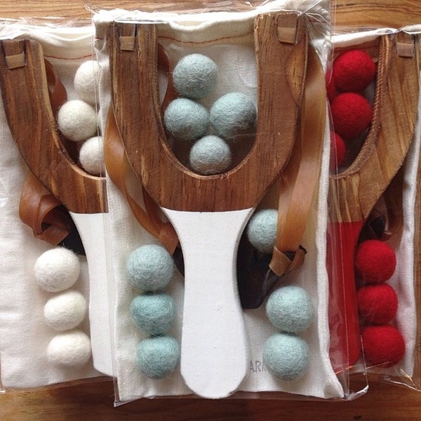 Wooden Slingshot toy with soft wool felt balls ammo, Toy Slingshot, Wood Catapult, rainbow boy girl toys, birthday gift for kids