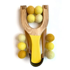 Ombre Wooden slingshot in Rainbow Colors, Wood Slingshot, toy sling shot, Felt Ball Ammo, slingshot, classic wood toy, Kid Catapult Toy Yellow Ombré