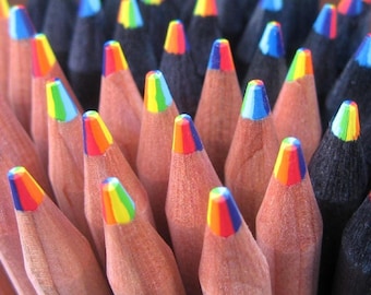 Regenboogkleurpotloden, natuurlijk hout, montessorischoolbenodigdheden