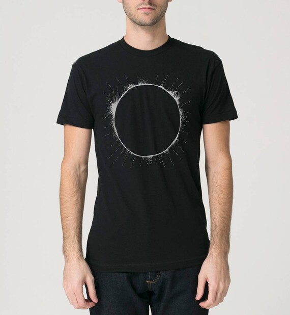 Tシャツ・カットソー STONE  Solar Eclipse One Print Short Sleeve T-Shirt Bl Best Solar Eclipse Shirt, Total Solar Eclipse T-shirt, Sun