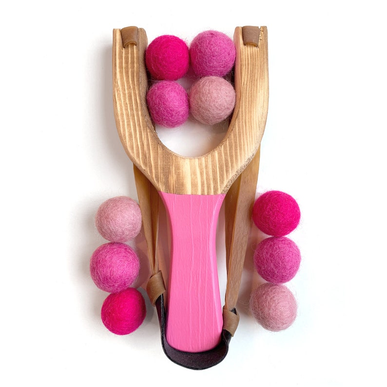 Ombre Wooden slingshot in Rainbow Colors, Wood Slingshot, toy sling shot, Felt Ball Ammo, slingshot, classic wood toy, Kid Catapult Toy Pink Ombré