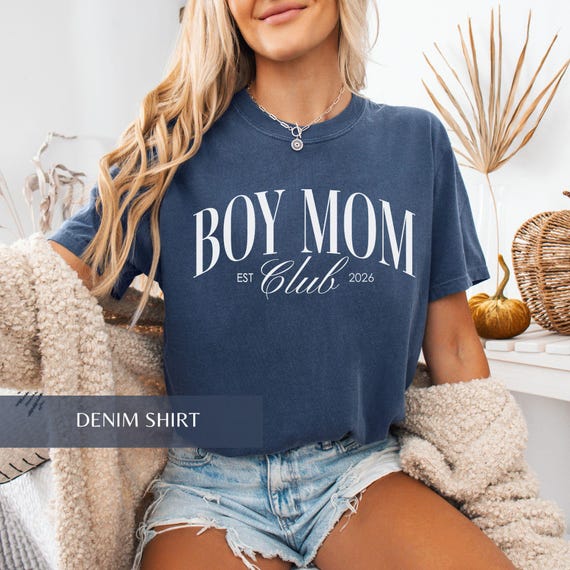 Boy Mom Club Comfort Colors Shirt and Sweatshirt, Mama Tee, Mom of Boys T-Shirt, Trendy Mama Sweater, New Mom Crewneck, Gift for Mom