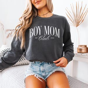 Boy Mom Club Comfort Colors Shirt and Sweatshirt, Mama Tee, Mom of Boys T-Shirt, Trendy Mama Sweater, New Mom Crewneck, Gift for Mom image 5