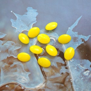 Vintage Canary Yellow Glass Cabochons: Smooth Oval Crystal (18x13mm, 12pcs)