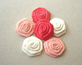 Vintage Rose Cabochons: 30mm Flat Back Floral Embellishments