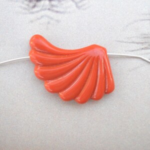 Special Fan Beads, Leaf shaped Bead, Vintage Lucite Beads, Fan Leaf Cinnamon Orange flat beads, Detailed Indented bead charm, 4 image 3