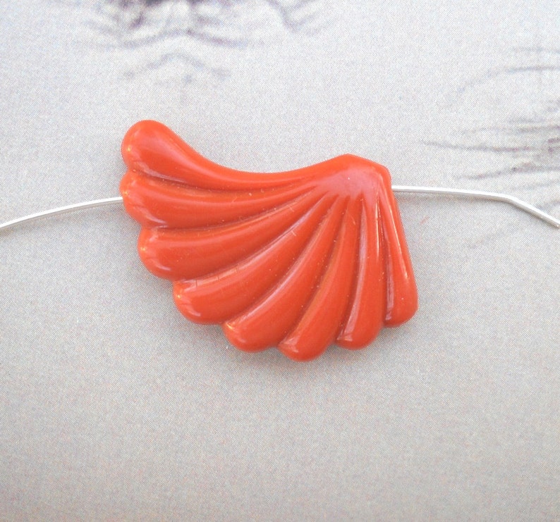 Special Fan Beads, Leaf shaped Bead, Vintage Lucite Beads, Fan Leaf Cinnamon Orange flat beads, Detailed Indented bead charm, 4 image 3