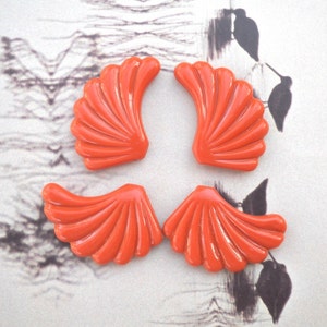 Special Fan Beads, Leaf shaped Bead, Vintage Lucite Beads, Fan Leaf Cinnamon Orange flat beads, Detailed Indented bead charm, 4 image 2