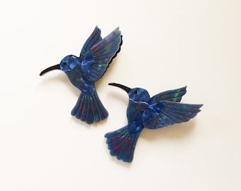 Bird Pin Brooch, Blue Bird Pin, Blue Bird Brooch, Vintage Bird Pin, Acrylic Brooch, Art Deco Brooch Pin, Mid Century Pin, Hummingbird Brooch