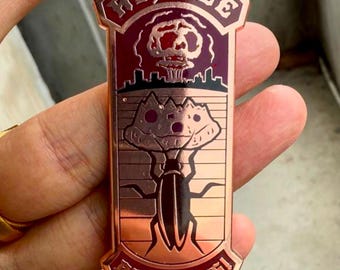 Rejoice Brothers Emaille Pin - Nuklear Schabe - Videospiel Wasteland