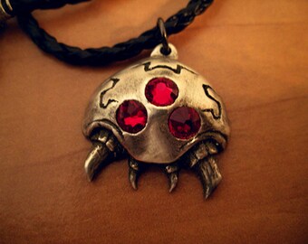 Silver Parasite Pendant  - video game jewelry geekery nerdy necklace