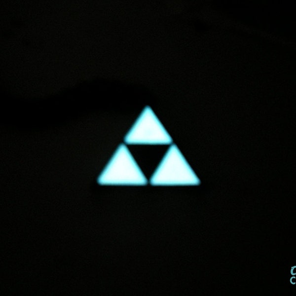 Glowing Power Pendant / Charm- Video game jewelry wisdom power courage geekery