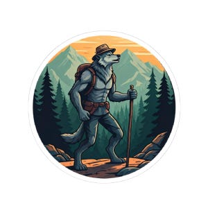 Może przedstawiać: Kreskówkowy wilk w kapeluszu i plecaku idzie na wędrówkę po lesie z górami w tle. Wilk trzyma kij trekkingowy i idzie ścieżką.