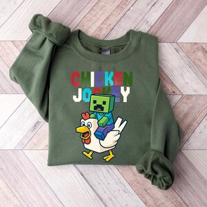 Chemise jockey poulet, t-shirt drôle d&#39;animaux de la ferme, parfait pour les joueurs et les amoureux des animaux, cadeau pour gamer, sweat-shirt graphique pour les amateurs de poulet