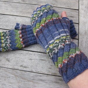 PDF Pattern. Fingerless Gloves - Hand Warmers - Wrist Warmers Knitting Pattern Instant Download PDF.