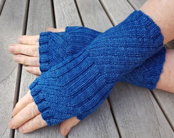 Fingerless Gloves Mittens -  Wrist Warmers. Hand Dyed 100% Merino Wool,  Variegated shades of Blue (Impressionist Blue)