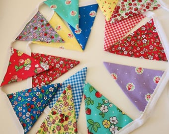 Mini Bunting - Flowers and Fruits -  Nursery or bedroom decor. Length 1.9m 15 flags