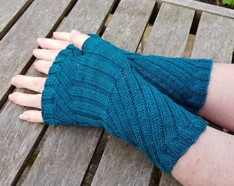 Fingerless Gloves Mittens  -  Wrist Warmers. Hand Dyed 100% Merino Wool, Teal