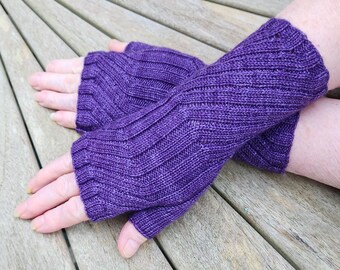 Fingerless Gloves Mittens  - Hand Dyed 100% Merino Wool,  African Violet (Violeta Africana )