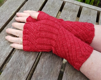 Fingerless Gloves Mittens - Wrist Warmers. Hand Dyed 100% Merino Wool,  Ravelry Red