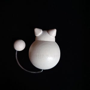 Broche &quot;Katti&quot; de madera vintage de Aarikka